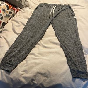VUORI performance joggers